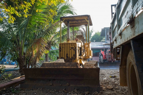 รถแทรกเตอร์ komatsu D2 รุ่น 5