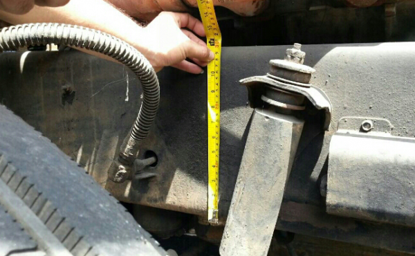 หัวลากนิสสัน สภาพเดิมๆทุกอย่าง รถประมูลจากการไฟฟ้า