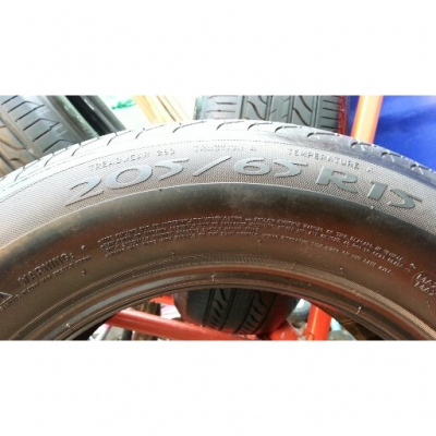 ยางมิชิลิน ขอบ15 ปี12