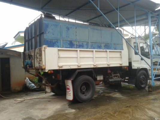 6ล้อดั้ม 200 แรง ISUZU แม็คโหลด ปี*2550 รถใช้น้อย บรรทุกถังน้ำยาง..