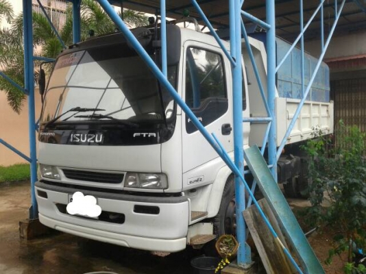 6ล้อดั้ม 200 แรง ISUZU แม็คโหลด ปี*2550 รถใช้น้อย บรรทุกถังน้ำยาง..