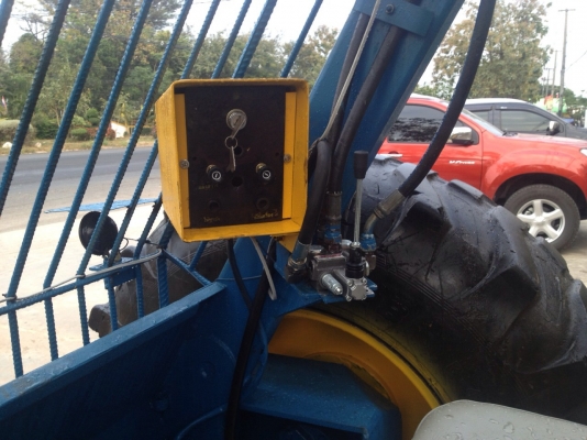 ขายรถคีบอ้อย คุณภาพดี