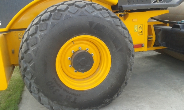 ขายรถบดสั่นสะเทือนขนาด 10 ตัน มือ1 ยี่ห้อ JCB สนใจเป็นเจ้าของหรือทดลองขับ โทร 098-8461868 และ 086-4153878เจี๊ยบค่ะ ขายรถบดสั่นสะเทือนขนาด 10 ตัน มือ1 ยี่ห้อ JCB สนใจเป็นเจ้าของหรือทดลองขับ โทร 098-8461868 และ 086-4153878เจี๊ยบค่ะ