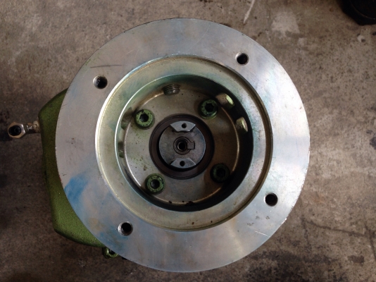 ขายโบวเวอร์อัดอากาศ Osaka made in Japan แบบใช้มอเตอร์หน้าแปรนขนาด 0.5-1HP. สภาพสวยมาก พร้อมใช้งานมี 2 ตัวครับ