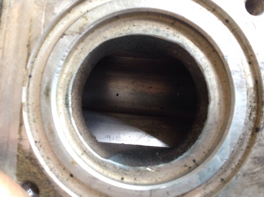 ขายโบวเวอร์อัดอากาศ Osaka made in Japan แบบใช้มอเตอร์หน้าแปรนขนาด 0.5-1HP. สภาพสวยมาก พร้อมใช้งานมี 2 ตัวครับ