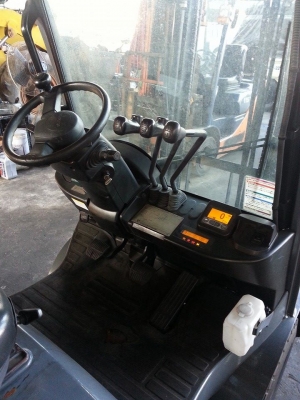 TOYOTA 8FG15 รถปี 2007 รถเก่าญี่ปุ่น 100\% TOYOTA 8FG15 รถปี 2007 รถเก่าญี่ปุ่น 100\%