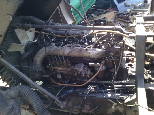 ขายฮีโน่km311 ติดเครน 2เครื่องฟิตใหม่สนใจสอบถามได้