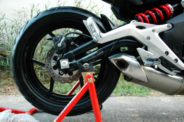 ขาย Kawasaki ER6n ABS  ปี 2013 Bookservice เอกสารพร้อมโอน