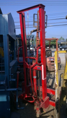 Sell> ขายแฮนด์ลิฟท์ TMC 1 ตัน ยกสูง 2 เมตร มีงาครบ พร้อมใช้งานครับ Sell> ขายแฮนด์ลิฟท์ TMC 1 ตัน ยกสูง 2 เมตร มีงาครบ พร้อมใช้งานครับ