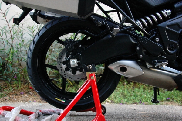 ขาย Kawasaki Versys 650 ABS ปี 2012  Book Service เอกสารพร้อมโอน