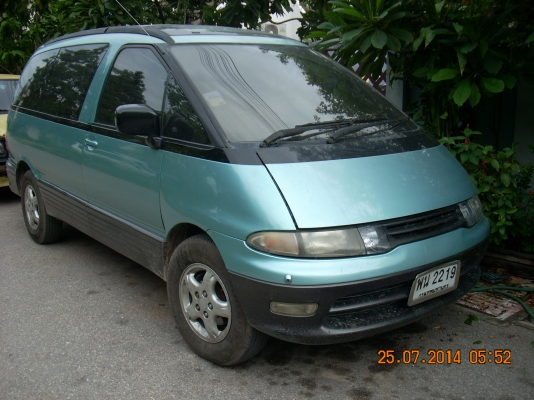 รถครอบครัวตัวท้อปเบาะหมุนได้ ซันรูฟไฟฟ้า