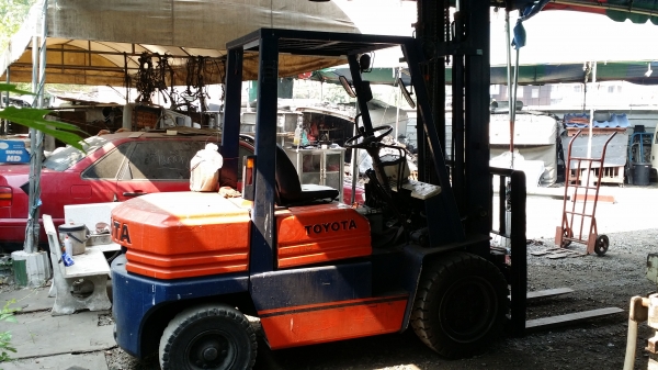 ขายโฟล์คลิฟโตโยต้า2.5ตันรุ่น5เสาสูง4เมตรดีเซลรถเก่าญี่ปุ่นนำเข้า ขายโฟล์คลิฟโตโยต้า2.5ตันรุ่น5เสาสูง4เมตรดีเซลรถเก่าญี่ปุ่นนำเข้า