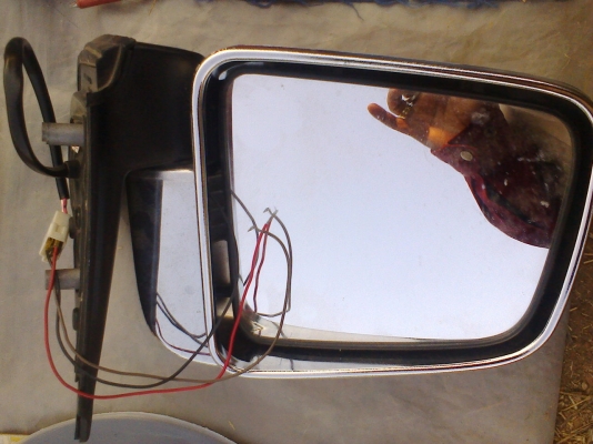 กระจกข้างกะบะโตโยตา