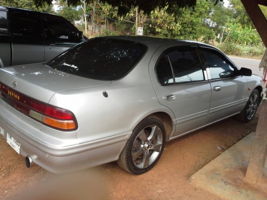 NISSAN CEFIRO A32 ออโต้ ไฟฟ้า เบาะหนัง กินแก้ส แม็กขอบ17 รถสวยครับ