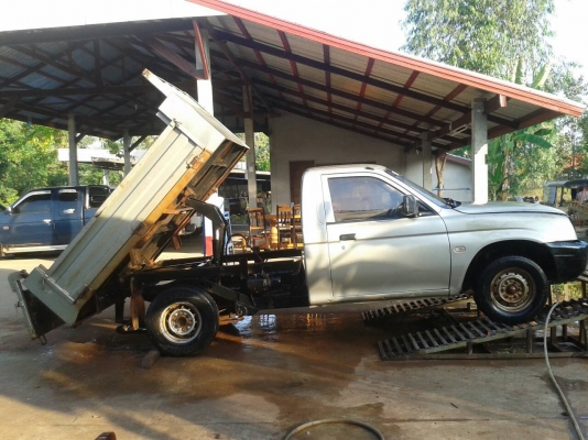 MITSU STRADA 2.5 ดั้มวัสดุก่อสร้าง ปี 45 สภาพสวยพร้อมใช้ ขนหินนนน ขนทรายสบายครับ MITSU STRADA 2.5 ดั้มวัสดุก่อสร้าง ปี 45 สภาพสวยพร้อมใช้ ขนหินนนน ขนทรายสบายครับ