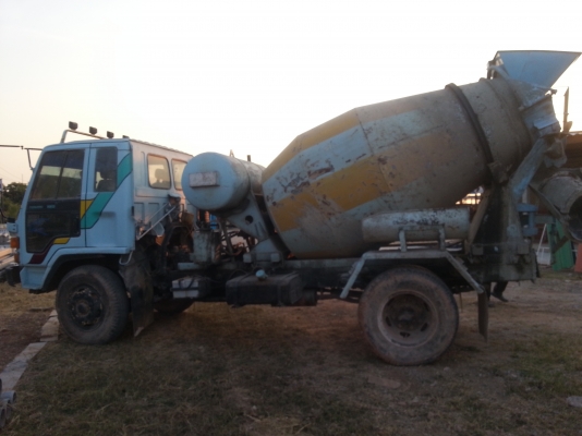 ขายรถโม่ปูน 6 ล้ออีซูซุ Rocky