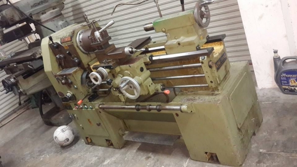 ขายครับขายเครื่องกลึง king 5 ฟุต 4 เพลา เบรค สภาพนางฟ้า สวย แน่น นิ่ม เงียบ ราคายินดีตอบทุกท่านหลังไมค์ครับ หรือ 0814583376 เอกปทุมครับ