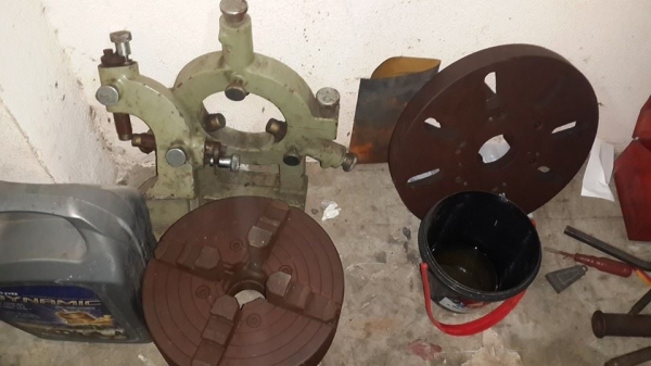 ขายครับขายเครื่องกลึง king 5 ฟุต 4 เพลา เบรค สภาพนางฟ้า สวย แน่น นิ่ม เงียบ ราคายินดีตอบทุกท่านหลังไมค์ครับ หรือ 0814583376 เอกปทุมครับ