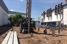 เช่ารถปั้นจั่น ตอกเสาเข็ม