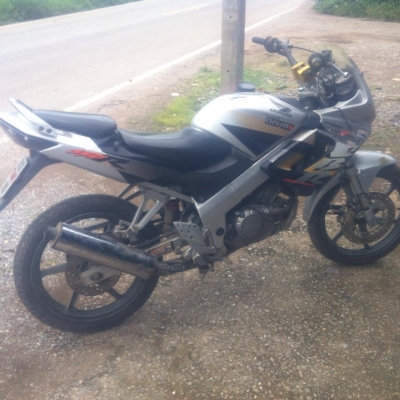 ขายcbr150เท่ๆ ลดราคา 19,500 บาท ต่อราคาได้ ถูกใจขายให้เลย ถ้าเอาจริง ขายcbr150เท่ๆ ลดราคา 19,500 บาท ต่อราคาได้ ถูกใจขายให้เลย ถ้าเอาจริง