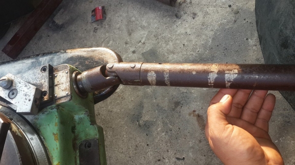 ขายครับขาย โต๊ะหมุน ขนาด 16" สเกลคมชัดลึก ผลิตในสหภาพโซเวียส มีเพลาขับโต๊ะหมุน สภาพสวยๆเลยครับ 14000 บาท ครับ 0814583376 เอก ปทุม