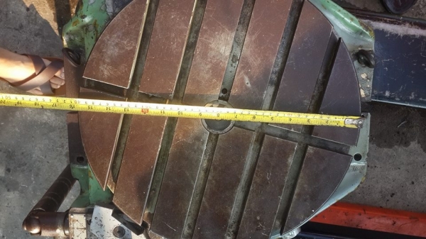 ขายครับขาย โต๊ะหมุน ขนาด 16" สเกลคมชัดลึก ผลิตในสหภาพโซเวียส มีเพลาขับโต๊ะหมุน สภาพสวยๆเลยครับ 14000 บาท ครับ 0814583376 เอก ปทุม