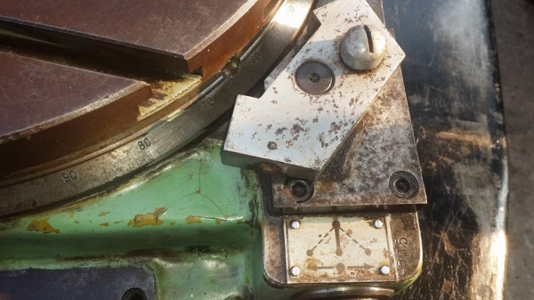 ขายครับขาย โต๊ะหมุน ขนาด 16" สเกลคมชัดลึก ผลิตในสหภาพโซเวียส มีเพลาขับโต๊ะหมุน สภาพสวยๆเลยครับ 14000 บาท ครับ 0814583376 เอก ปทุม