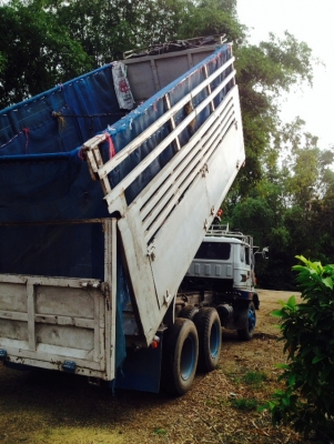 ขายรถบรรทุกสิบล้อเพลาเดียว