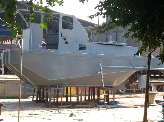 เรือเหล็กอเนกประสงค์