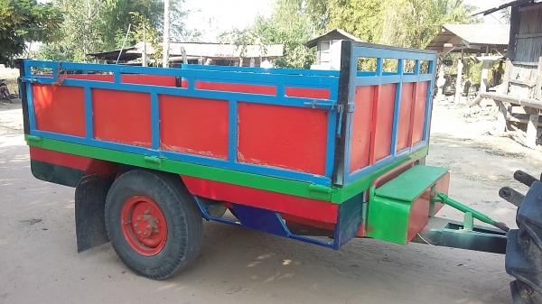 เทเลอร์รถไถ่เอนกประสงค์แบบดัมพ์ได้ เทเลอร์รถไถ่เอนกประสงค์แบบดัมพ์ได้