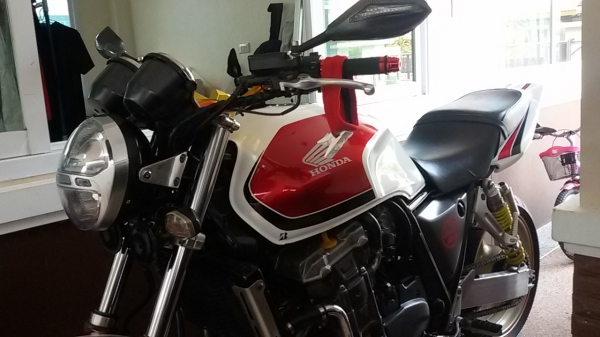 ขาย CB1000-ปรับโฉม ทะเบียน 137,000