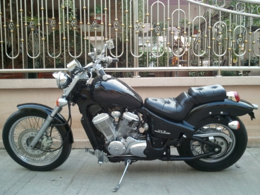 ธารนนทบุรี//ขาย honda steed 600  สวยๆเดิมๆค่ะ อินวอยท์ ราคา80,000บาทค่ะ