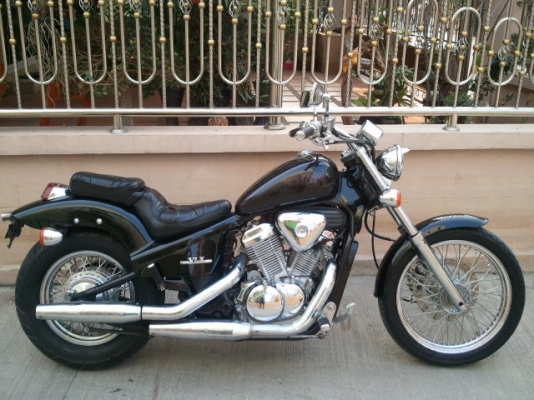 ธารนนทบุรี//ขาย honda steed 600  สวยๆเดิมๆค่ะ อินวอยท์ ราคา80,000บาทค่ะ