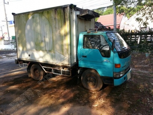 รถบรรทุก 6 ล้อบรรทุกตู้ ยี่ห้อ HINO รถบรรทุก 6 ล้อบรรทุกตู้ ยี่ห้อ HINO