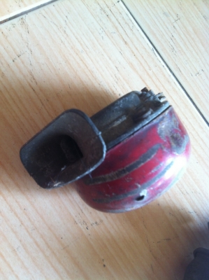 ขาย แตร์หอยโขรง่ ใสhonda หมู สวยๆ เดิมๆ แท้ๆ 3200 0819884773