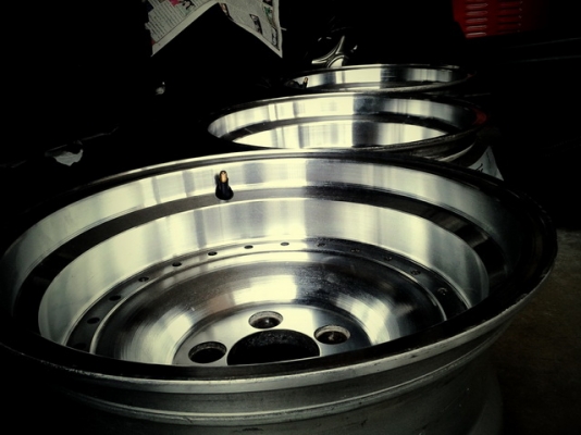 LOAD WHEEL RETRO 15"x8.5" 5.114.3 Step rim