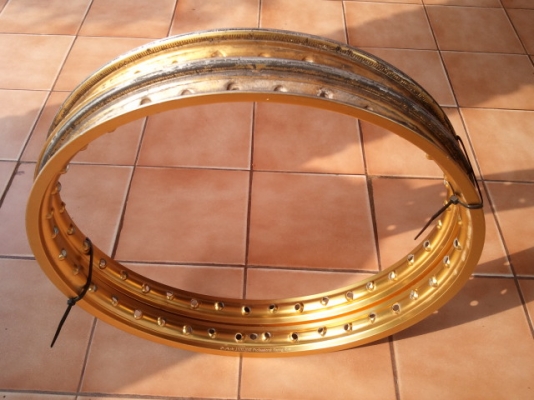 ธารนนทบุรี//ขาย ล้อทอง com1.2-17 1คู่มือสอง ราคา1,000บาท(พร้อมจัดส่งค่ะ) ธารนนทบุรี//ขาย ล้อทอง com1.2-17 1คู่มือสอง ราคา1,000บาท(พร้อมจัดส่งค่ะ)