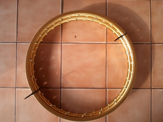 ธารนนทบุรี//ขาย ล้อทอง com1.2-17 1คู่มือสอง ราคา1,000บาท(พร้อมจัดส่งค่ะ) ธารนนทบุรี//ขาย ล้อทอง com1.2-17 1คู่มือสอง ราคา1,000บาท(พร้อมจัดส่งค่ะ)