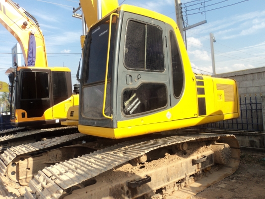 ขาย KOMATSU PC200-6