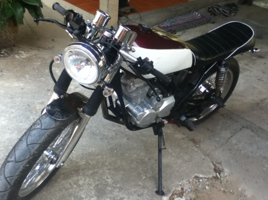 ขาย Sr น้อย 200/หรือแลกอะไรก็ได้ลองมาดู ทะเบียนrพร้อมโอนไม่ขาดต่อ ล้อโตๆ 32,000 ด่วน ต้นสุ1000 ,0861223256