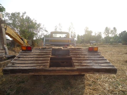 ต้องการขายรถแบคโค PC 120-2 ต้องการขายรถแบคโค PC 120-2