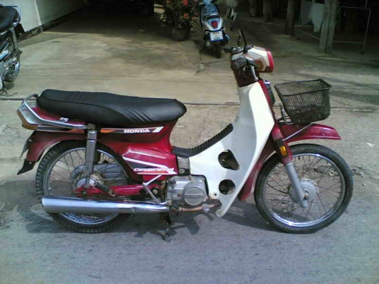 ขายดรีมคุรุสภา(แดง)เล่มทะเบียนพร้อมชุดโอนเครื่องดีอะไหร่ครบสมบูรณ์ขาย 9900 บาท