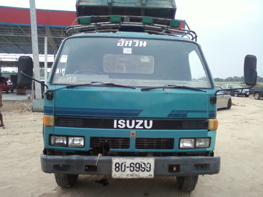 รถดั๊ม 6 ล้อ NPR 115 พร้อมใช้อยู่สารคาม