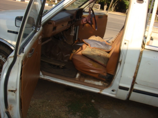 ดัทสัน 720 4 ขอแท้บางๆแห้งๆเครื่องดี แซสซีดีชุดโอนครบรถยังขับขี่ดี