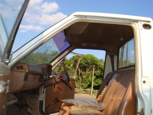 ดัทสัน 720 4 ขอแท้บางๆแห้งๆเครื่องดี แซสซีดีชุดโอนครบรถยังขับขี่ดี