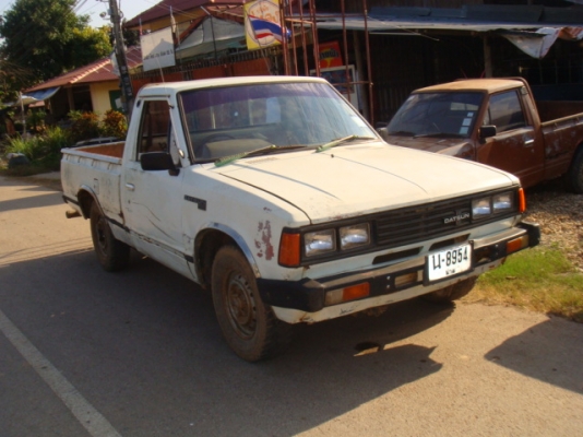 ดัทสัน 720 4 ขอแท้บางๆแห้งๆเครื่องดี แซสซีดีชุดโอนครบรถยังขับขี่ดี