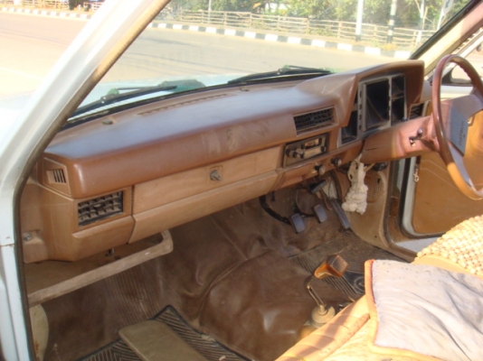 ดัทสัน 720 4 ขอแท้บางๆแห้งๆเครื่องดี แซสซีดีชุดโอนครบรถยังขับขี่ดี