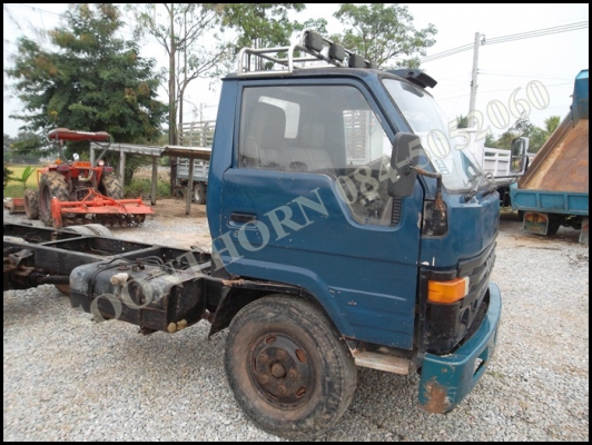 ขายด่วน รถบรรทุก 6 ล้อ TOYOTA DINA BU87 115 แรง หัวคัซซี สภาพเดิมๆ ราคาสุดคุ้ม