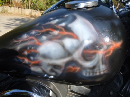 VULCAN CLASSIC INVOICE ตัวจริง+ เสียภาษีสรรพสามิต พร้อมมี พรบ.ค้มครอง เรียบร้อยครับเครื่องแน่นๆ สีดำดุ POWDER COATING ทั้งคันและ พ่นAIR BRUSH ลายกะโหลกข้างถังน้ำมันซ้าย ขวาด้วยครับ