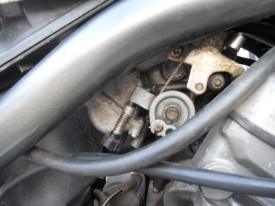 ต้องขาย คาวา ZR250CC รถจอด ไม่ได้ขี่เลย สตาทร์ติด ขี่ได้ปรกติ